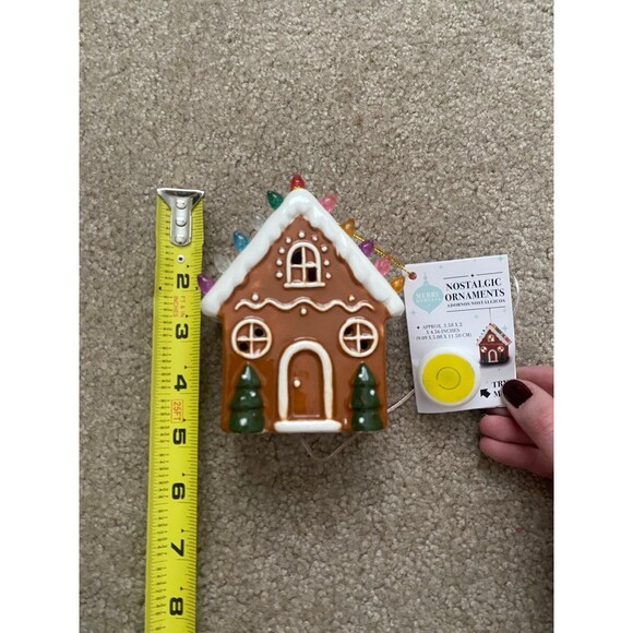 Merry Moments Ceramic Gingerbread House Nostalgic Ornament Brown NWT - Picture 9 of 12